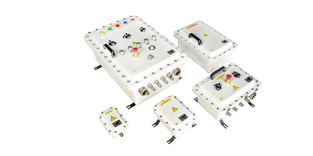 ZNB Serisi Exproof Pano | ATEX Sertifikalı Elektrik Panosu ZNB Serisi Exproof Pano - ATEX Sertifikalı Elektrik Kontrol ve Dağıtım Panosu. IP65 korumalı, patlayıcı gaz ve toz bulunan sanayi ortamları için güvenli pano çözümü.